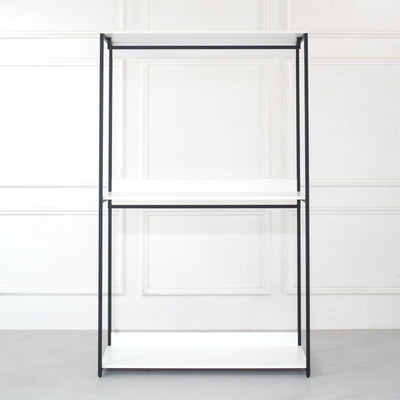 Fiona - Walk In Closet With Shelves