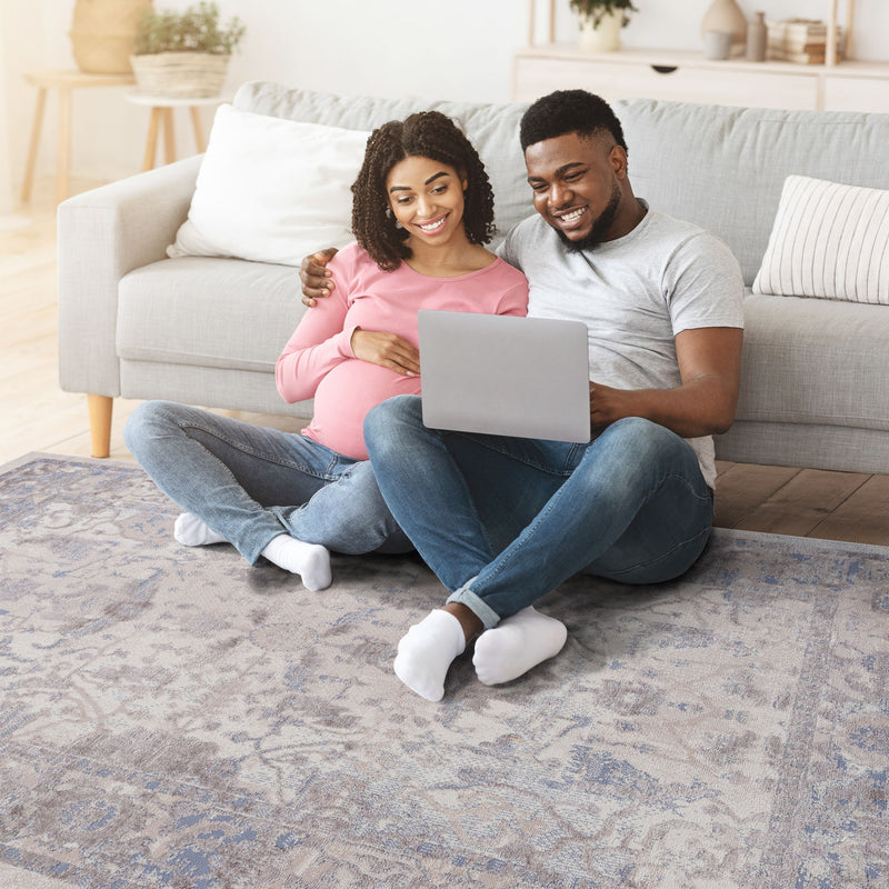 Payas - Trendy Traditional Area Rug