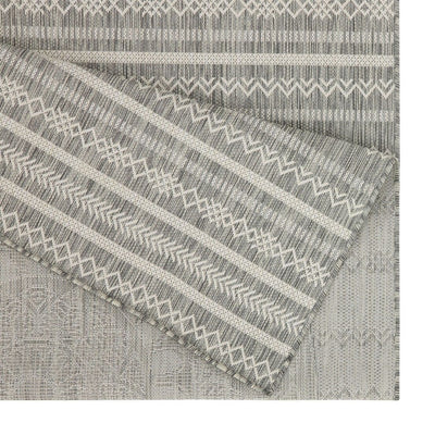 Sunshine - 5'3" X 7'3" Indoor, Outdoor Area Rug - Silver - Polypropylene