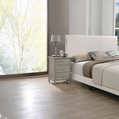 Daniel - 3 Drawer Nightstand